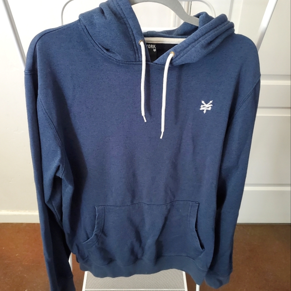 💸DONATED 💸 Zoo York Hoodie Sweater